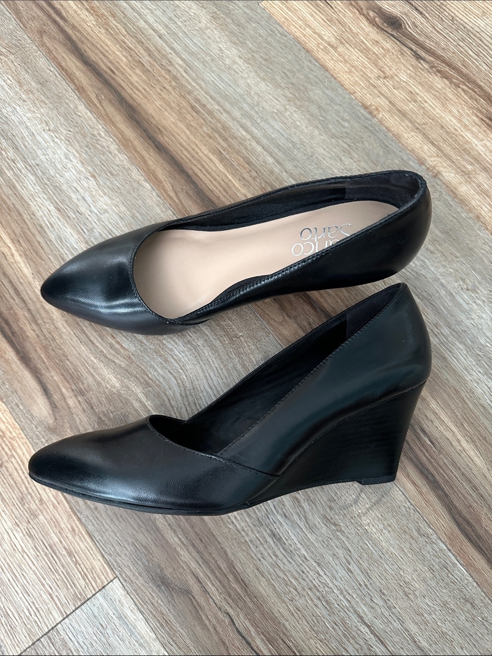 Franco Sarto Black Pointed-Toe Wedge Pumps 7.5